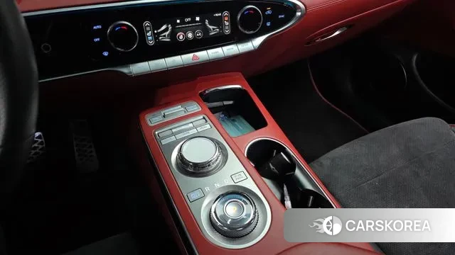 Genesis GV70 id 3759361 из Кореи 19