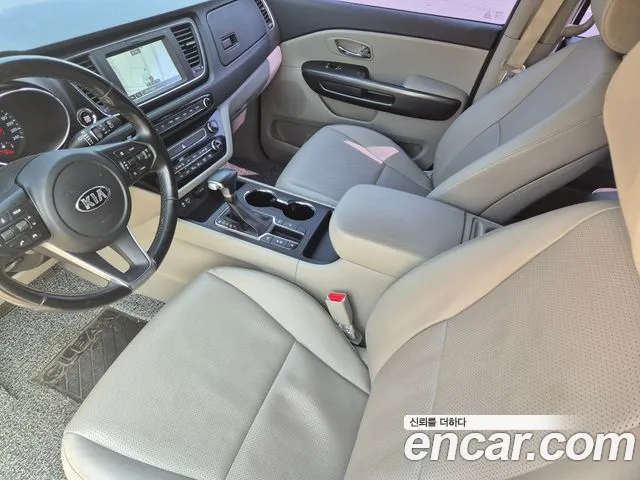 Kia The New Carnival id 2808071 из Кореи 16