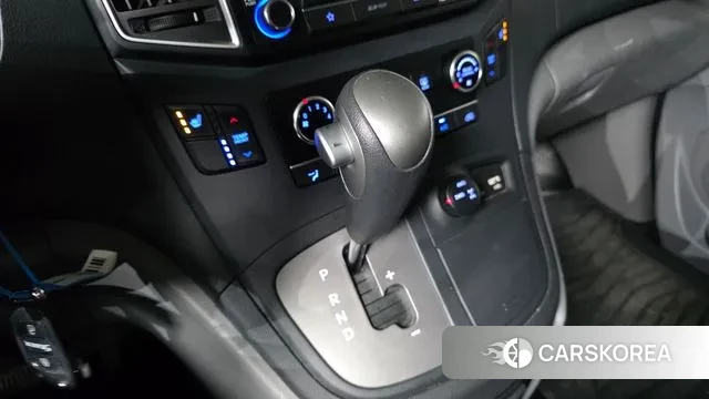 Hyundai The New Grand Starex id 3264897 из Кореи 19