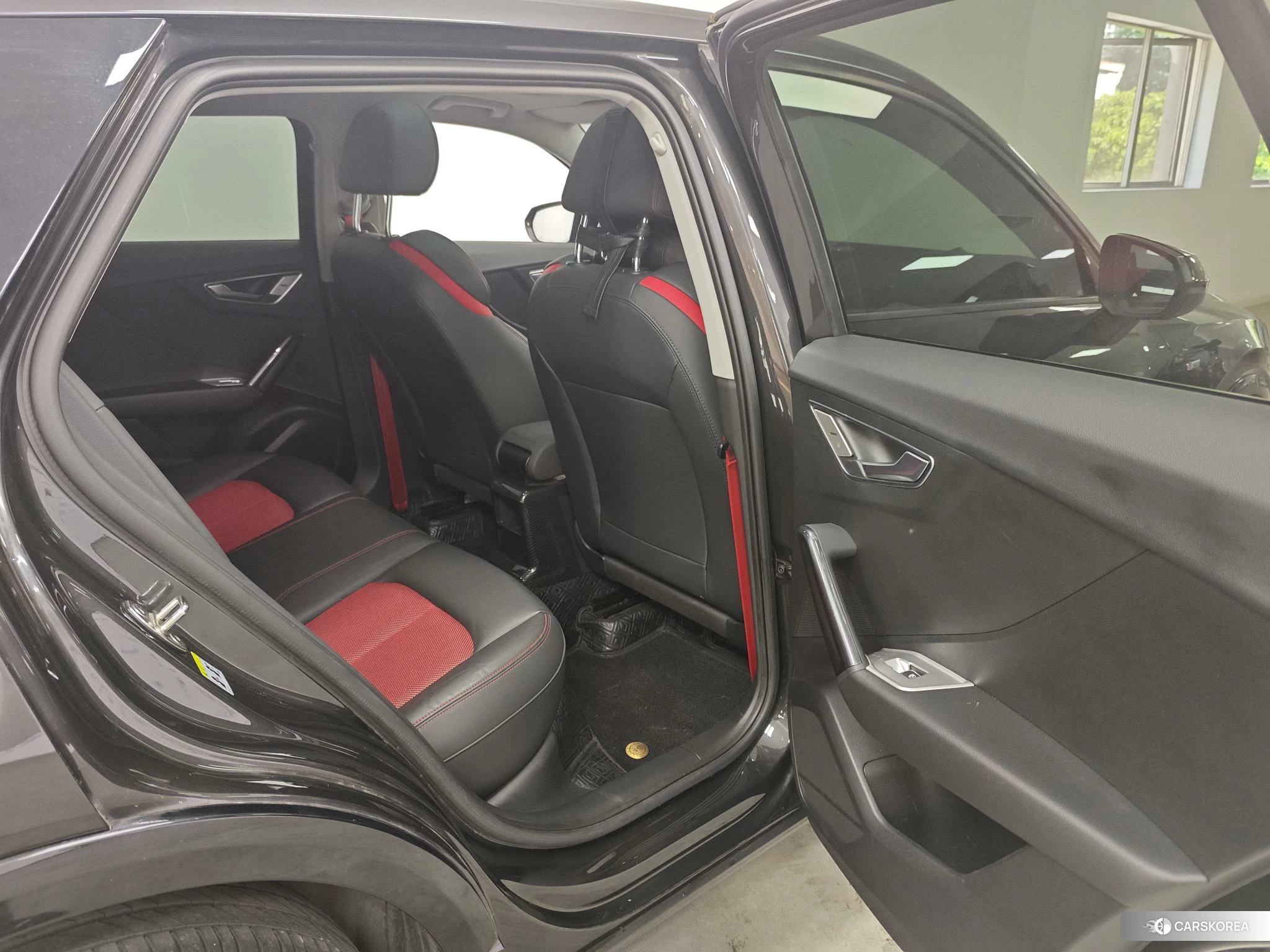 Audi Q2L id 4420757 из Китая 16