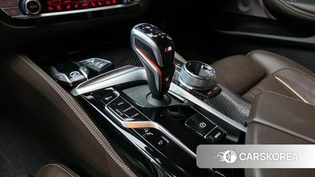 BMW 5 Series (G30) id 3877652 из Кореи 19