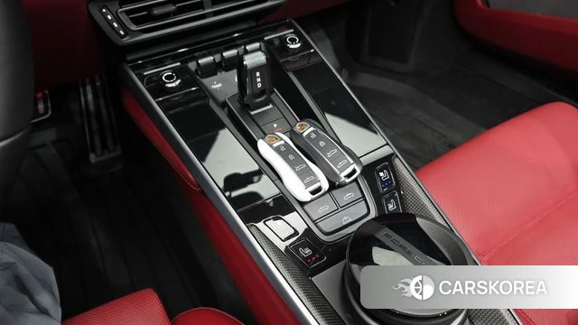 Porsche 911(992) id 4321801 из Кореи 35