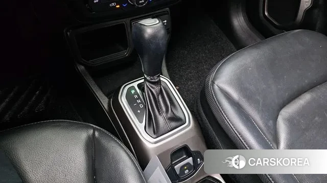 Jeep Renegade id 3101069 из Кореи 19