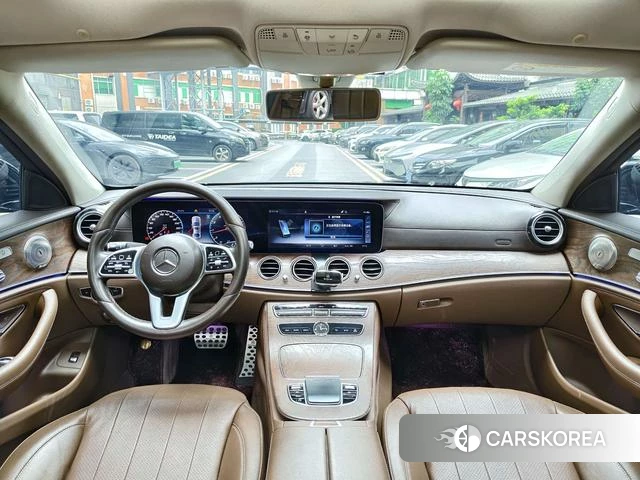 Mercedes-Benz E-class id 4220634 из Китая 9