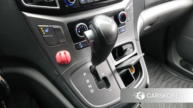 Hyundai The New Grand Starex id 4459484 из Кореи 19
