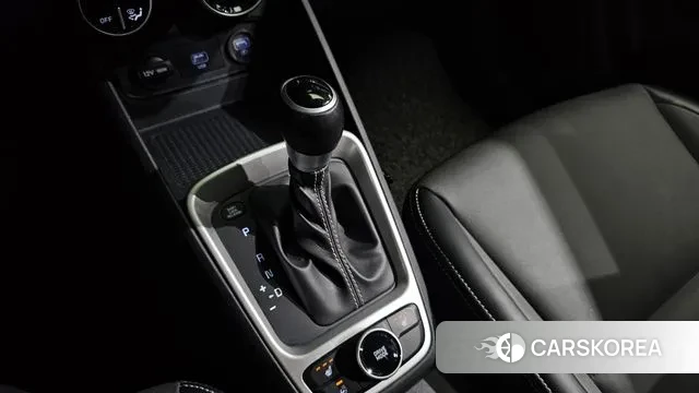 Hyundai Venue id 3312619 из Кореи 19