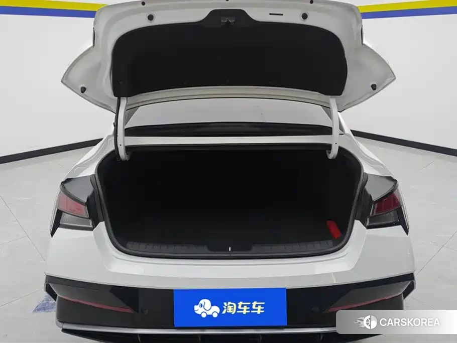 Hyundai Elantra id 4559613 из Китая 15