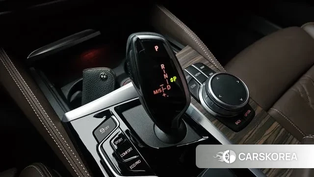 BMW 5 Series (G30) id 3044824 из Кореи 19