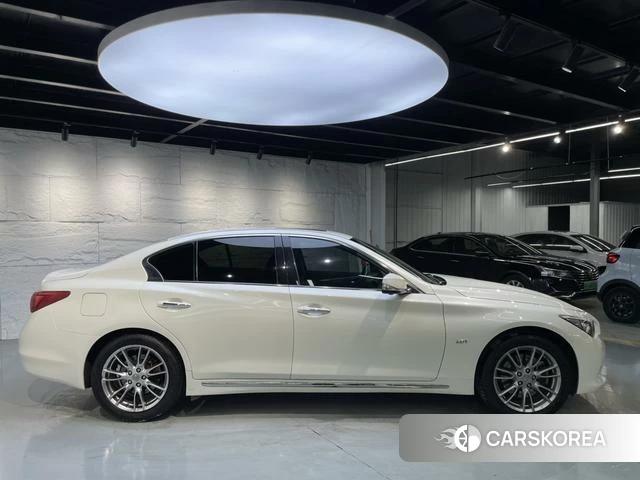 Infiniti Q50L id 4212192 из Китая 17
