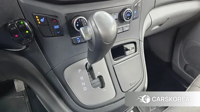 Hyundai The New Grand Starex id 3368722 из Кореи 19