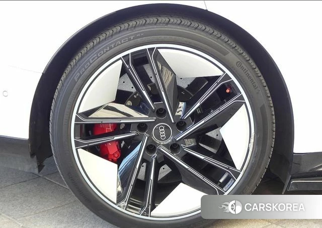 Audi RS e-Tron GT id 3954113 из Кореи 19