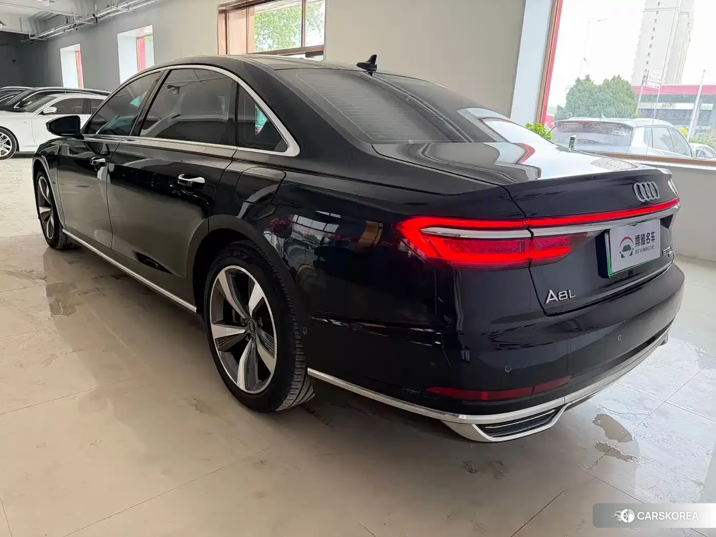 Audi A8 id 4629795 из Китая 9