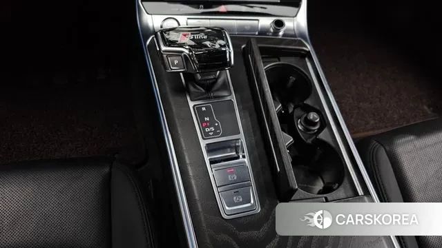 Audi A6 (C8) id 2940736 из Кореи 19