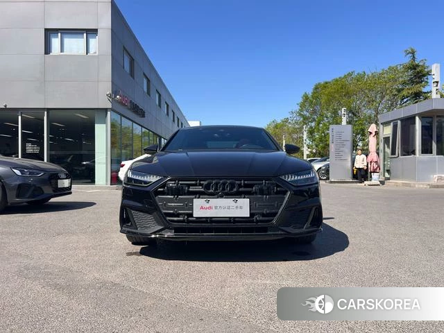 Audi A7L id 4274350 из Китая 10