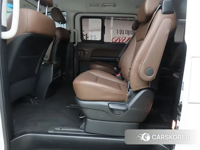 Hyundai The New Grand Starex id 3616560 из Кореи 19