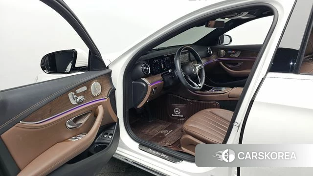 Mercedes-Benz E-Class W213 id 4753677 из Кореи 35