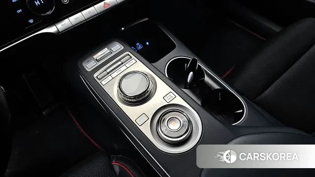 Genesis GV70 id 3771604 из Кореи 19