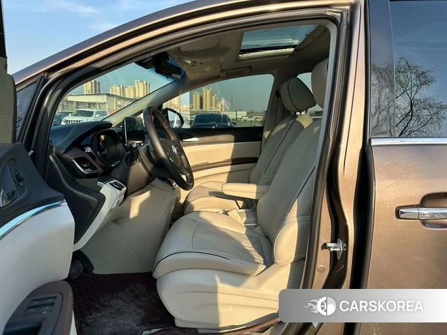 Buick GL8 id 4208637 из Китая 26