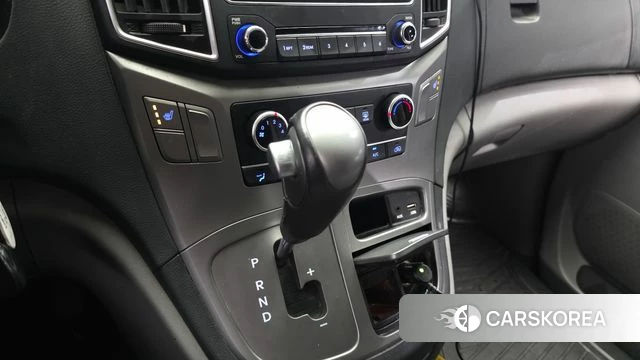 Hyundai The New Grand Starex id 4594310 из Кореи 26