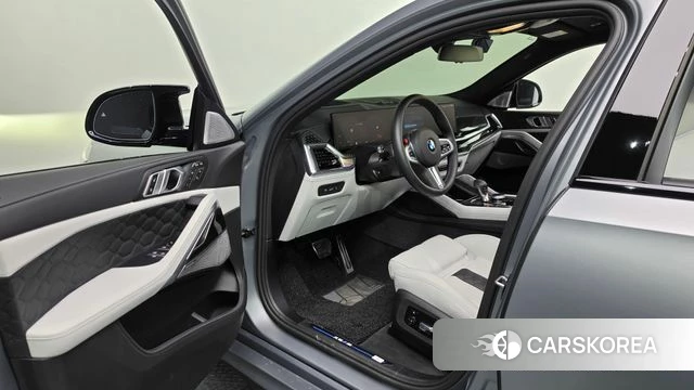 BMW X6M (G06) id 4691129 из Кореи 32