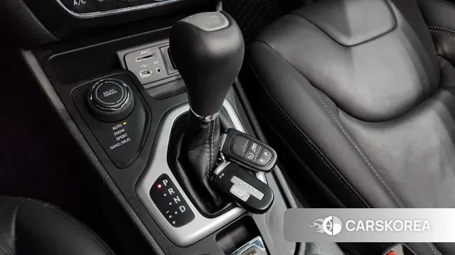 Jeep Cherokee (KL) id 3440109 из Кореи 19