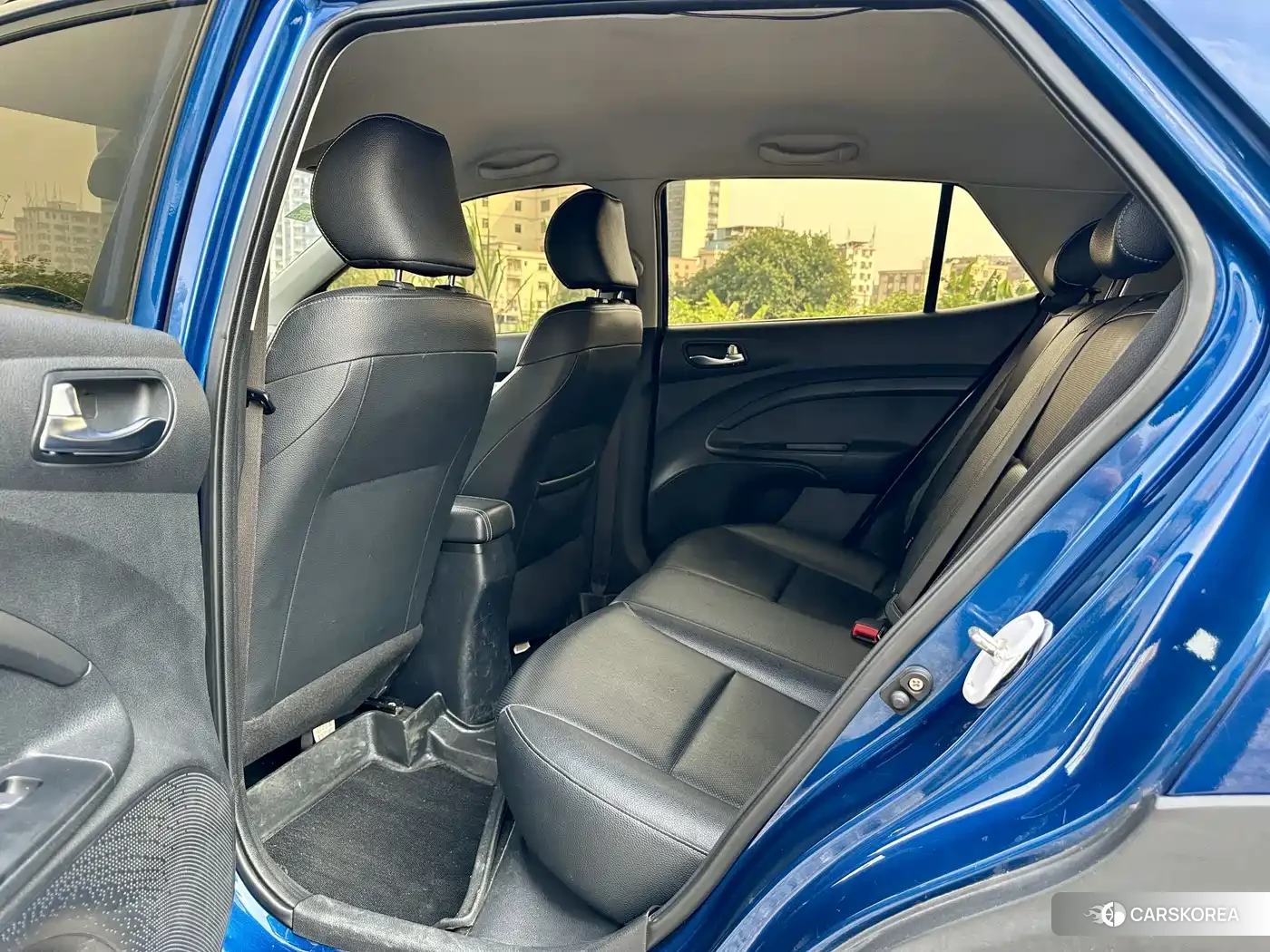 Kia Yi Ran id 4570831 из Китая 9