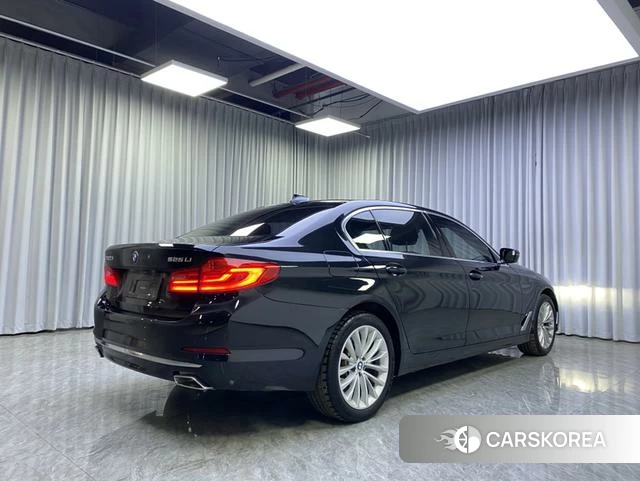 BMW 5 series id 3869930 из Китая 15