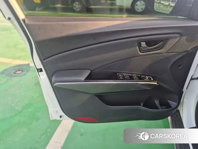 Ssangyong The New Tivoli id 3595214 из Кореи 19