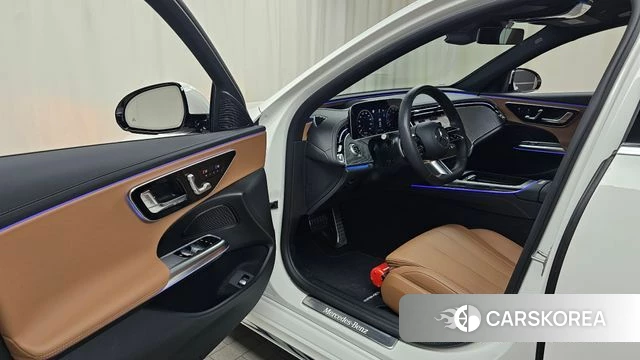 Mercedes-Benz E-Class W214 id 4607398 из Кореи 31