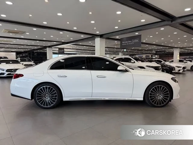 Mercedes-Benz E-Class W214 id 3739074 из Кореи 19