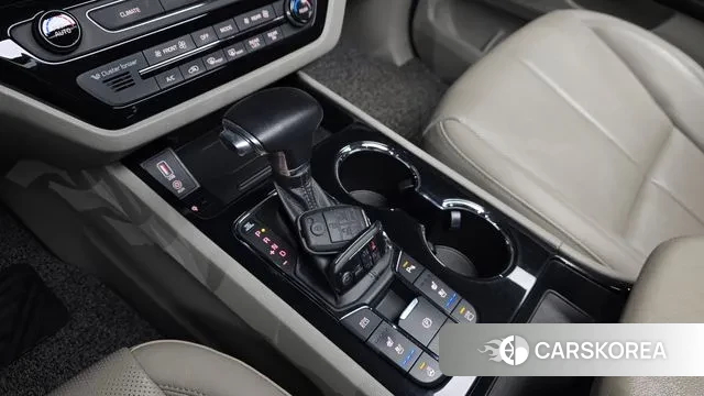 Kia The New Carnival id 3292244 из Кореи 19