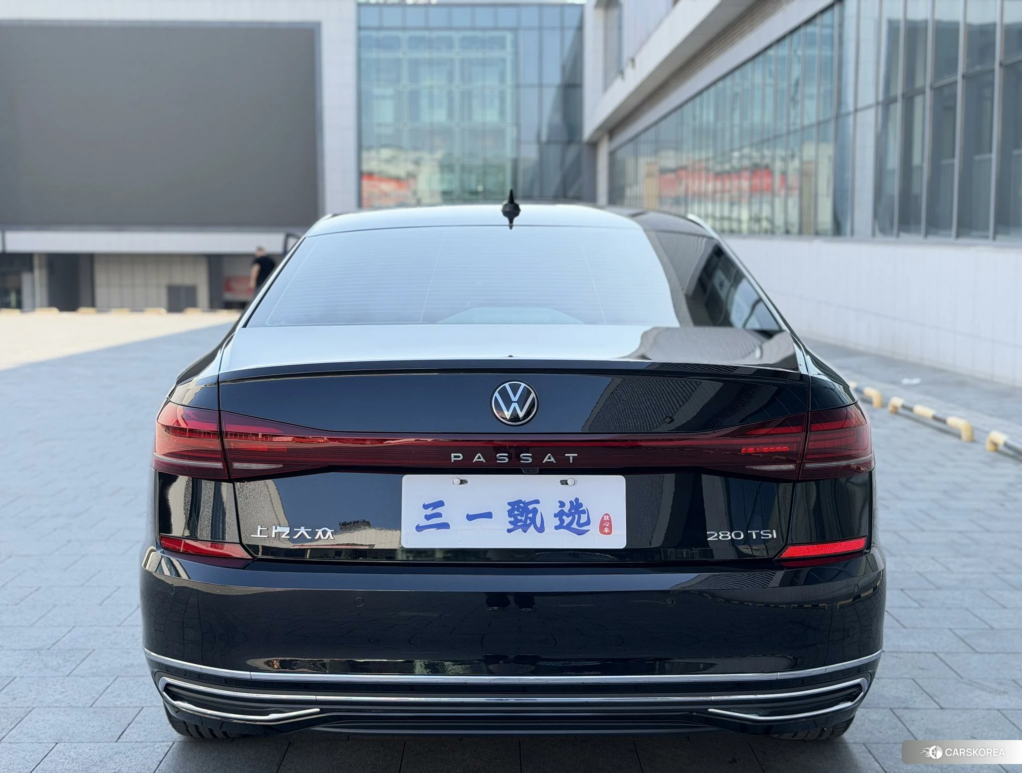 Volkswagen Passat id 4420406 из Китая 21
