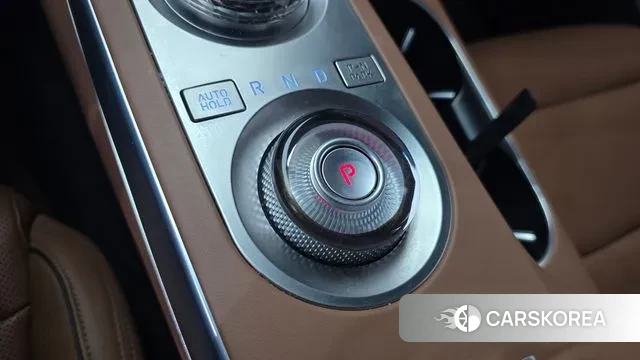 Genesis GV70 id 3675566 из Кореи 19