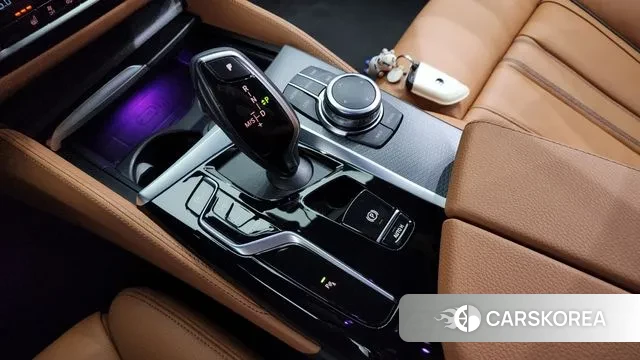 BMW 5 Series (G30) id 3213151 из Кореи 19