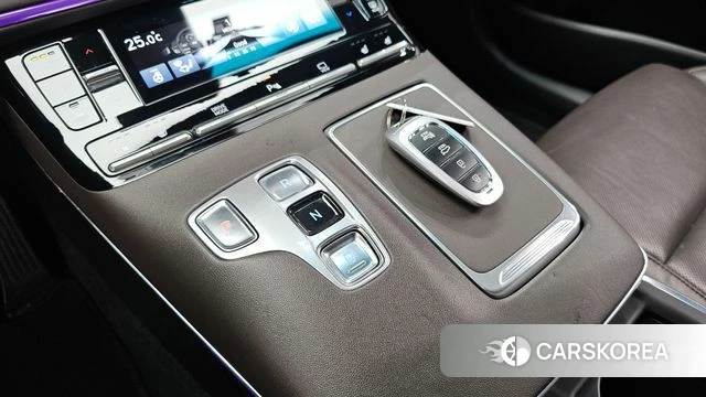 Hyundai The New Grandeur IG id 4604316 из Кореи 33