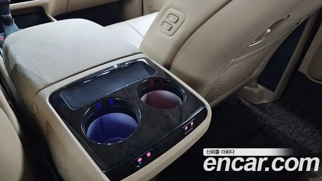 Kia The New Carnival id 2758963 из Кореи 19