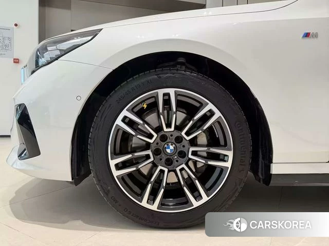 BMW 5 series id 4300291 из Китая 18