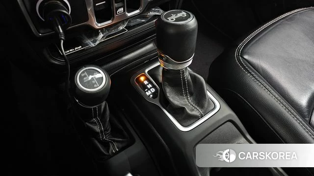 Jeep Wrangler (JL) id 4294921 из Кореи 19