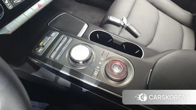 Genesis GV70 id 3560423 из Кореи 19