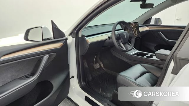 Tesla Model Y id 4427780 из Кореи 31