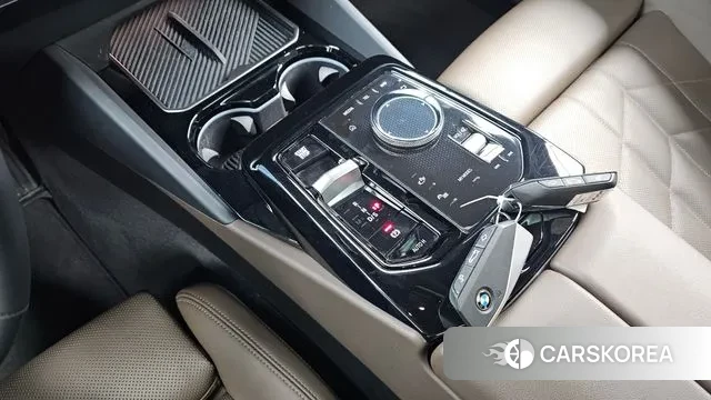 BMW 5 Series (G60) id 3512526 из Кореи 19