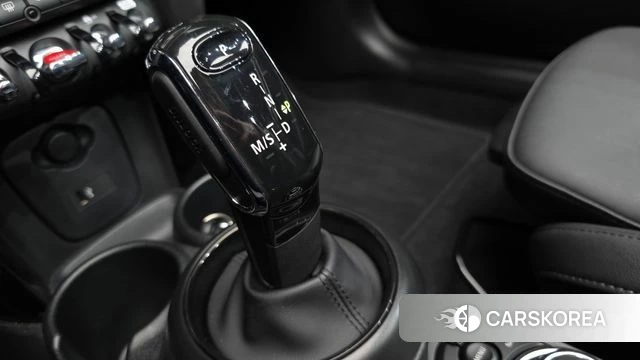 Mini Cooper Convertible id 3825965 из Кореи 19