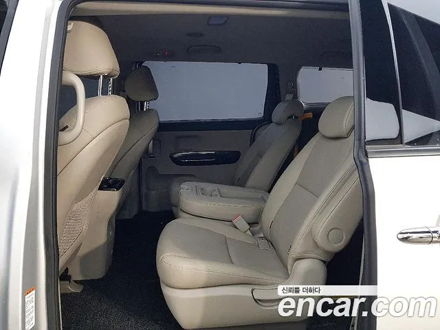 Kia The New Carnival id 2692359 из Кореи 19