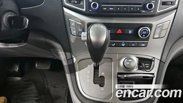 Hyundai The New Grand Starex id 2211830 из Кореи 19