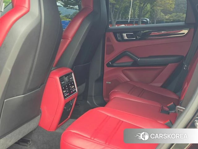 Porsche Cayenne (PO536) id 4736191 из Кореи 18