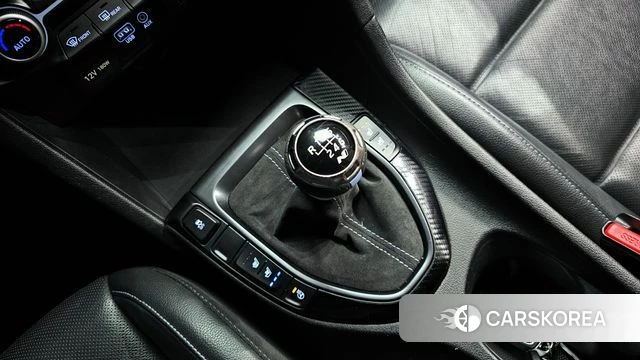 Hyundai Veloster (JS) id 4305041 из Кореи 19