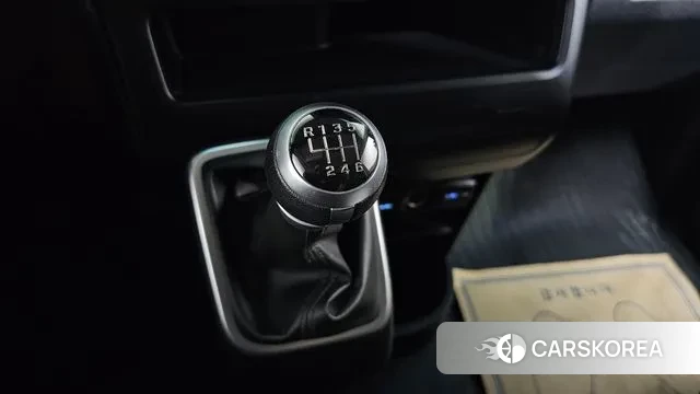 Hyundai Staria id 3127937 из Кореи 19