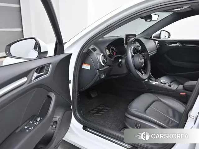 Audi New A3 id 3021000 из Кореи 19