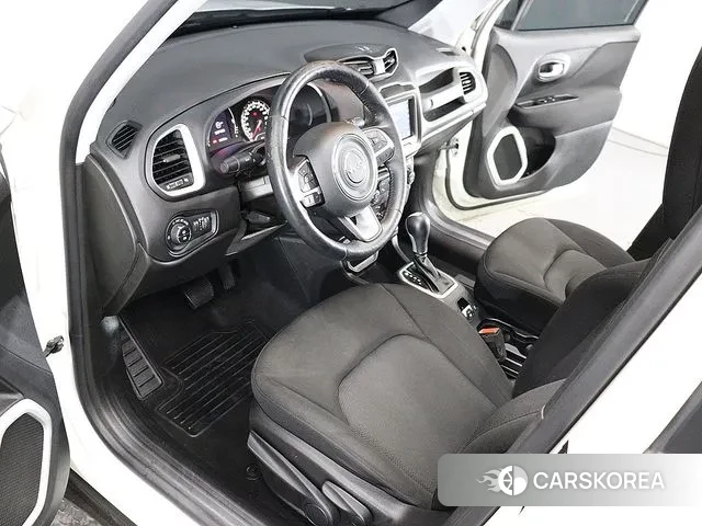 Jeep Renegade id 3098193 из Кореи 19