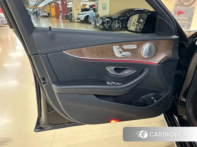 Mercedes-Benz E-Class W213 id 3070971 из Кореи 16